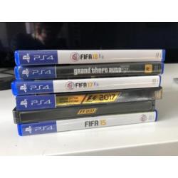 PlayStation 4 500 gb + 9 games