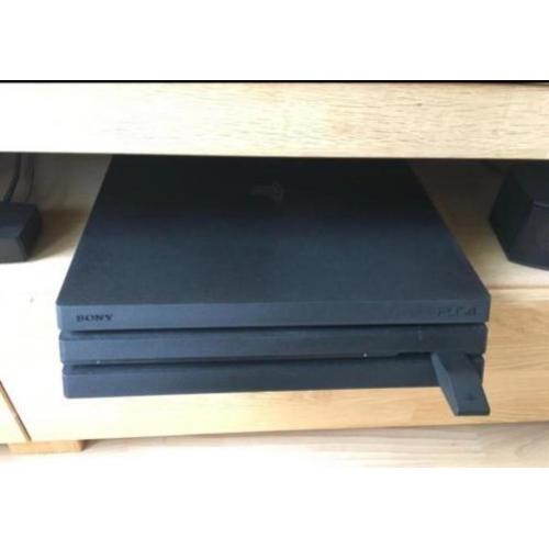 Ps4 Pro 1TB met FIFA 19