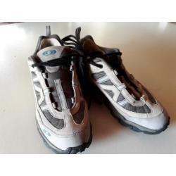 Salomon dameswandelschoenen maat 39