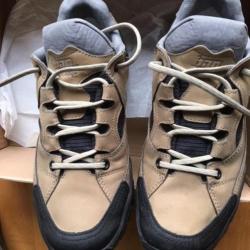 Hanwag beige wandelschoen vrijwel nieuw - 2x gedragen