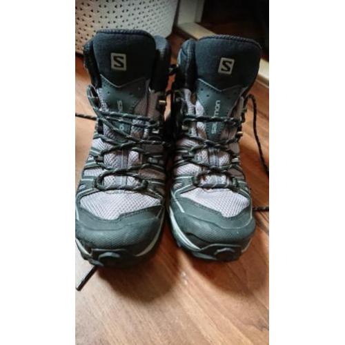 Salomon wandelschoenen maat 37 1/3 zgan