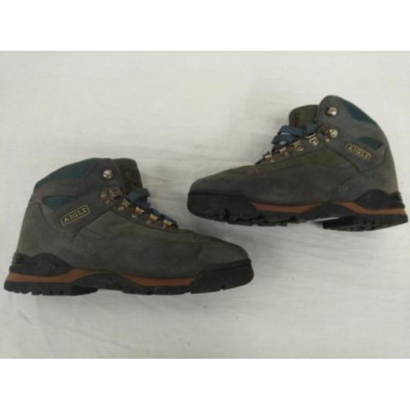 Stevige Aigle outdoor berg wandelschoenen maat 40.