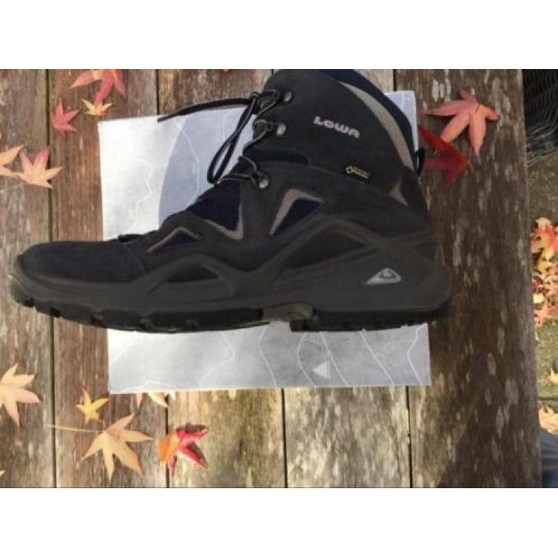 Lowa wandelschoenen mt 46 / 11 (nieuw!) valt als 45