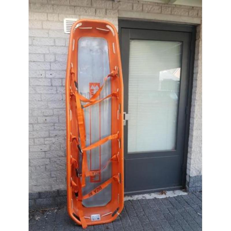 Kuip brancard, in goede staat. Type biza 92 ( mancave )