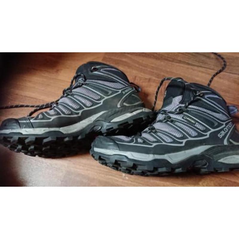 Salomon wandelschoenen maat 37 1/3 zgan