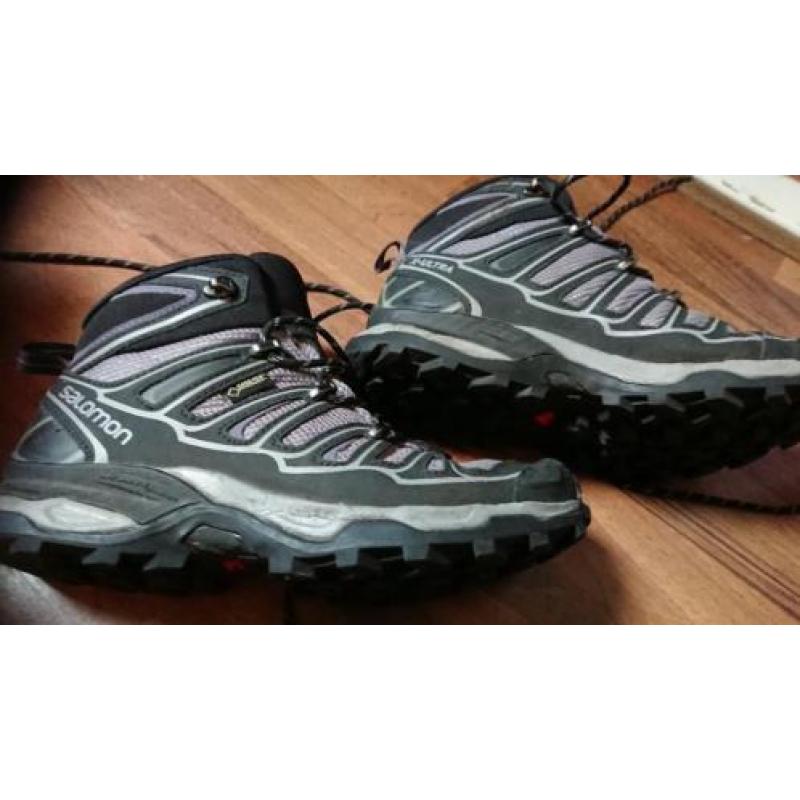 Salomon wandelschoenen maat 37 1/3 zgan